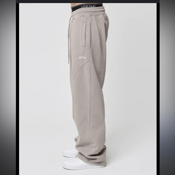Live fast die young washed taupe wide leg basic joggers - Picture 3 of 5
